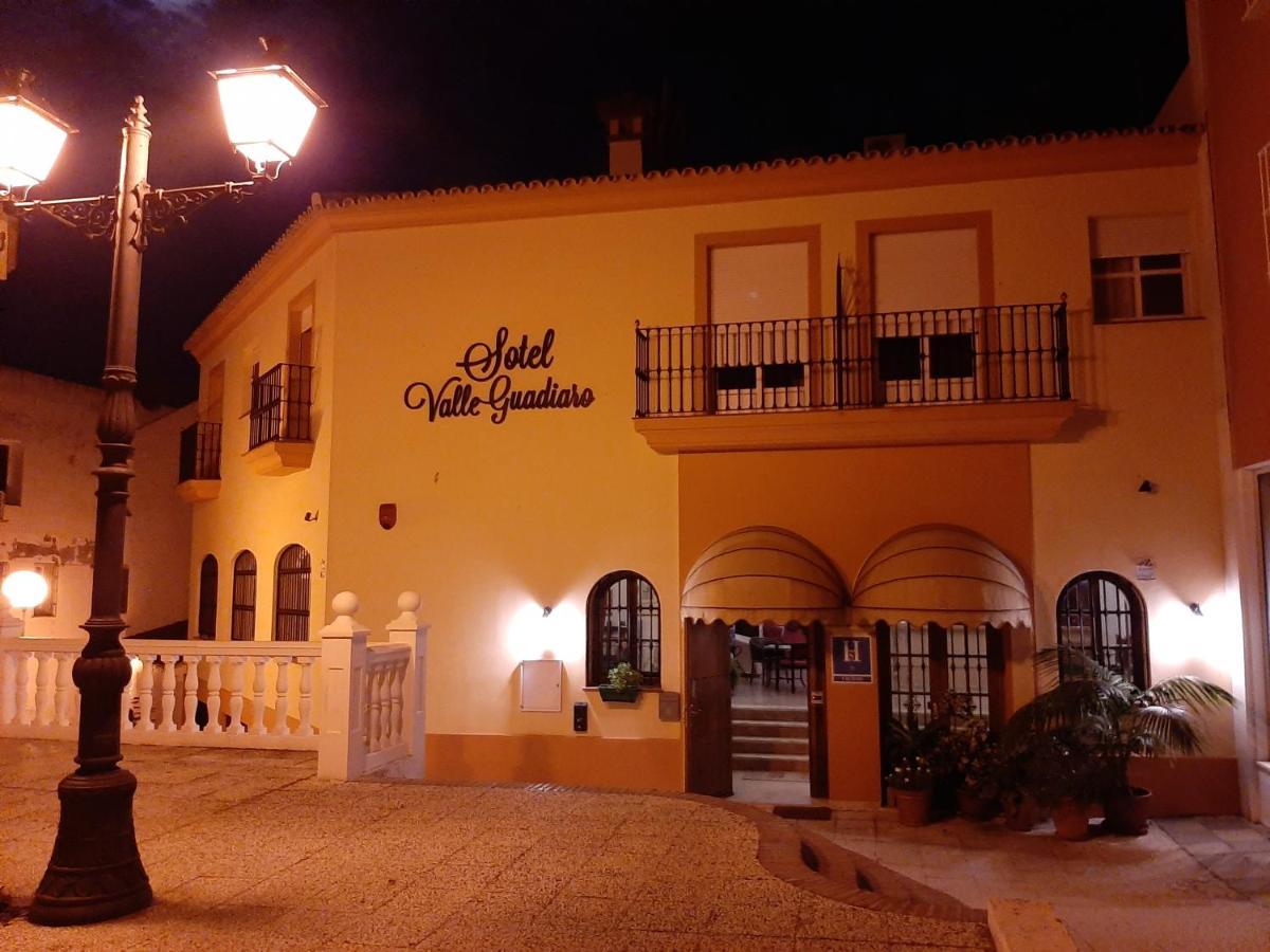 Sotel Valle Guadiaro Pueblo Nuevo de Guadiaro Kültér fotó